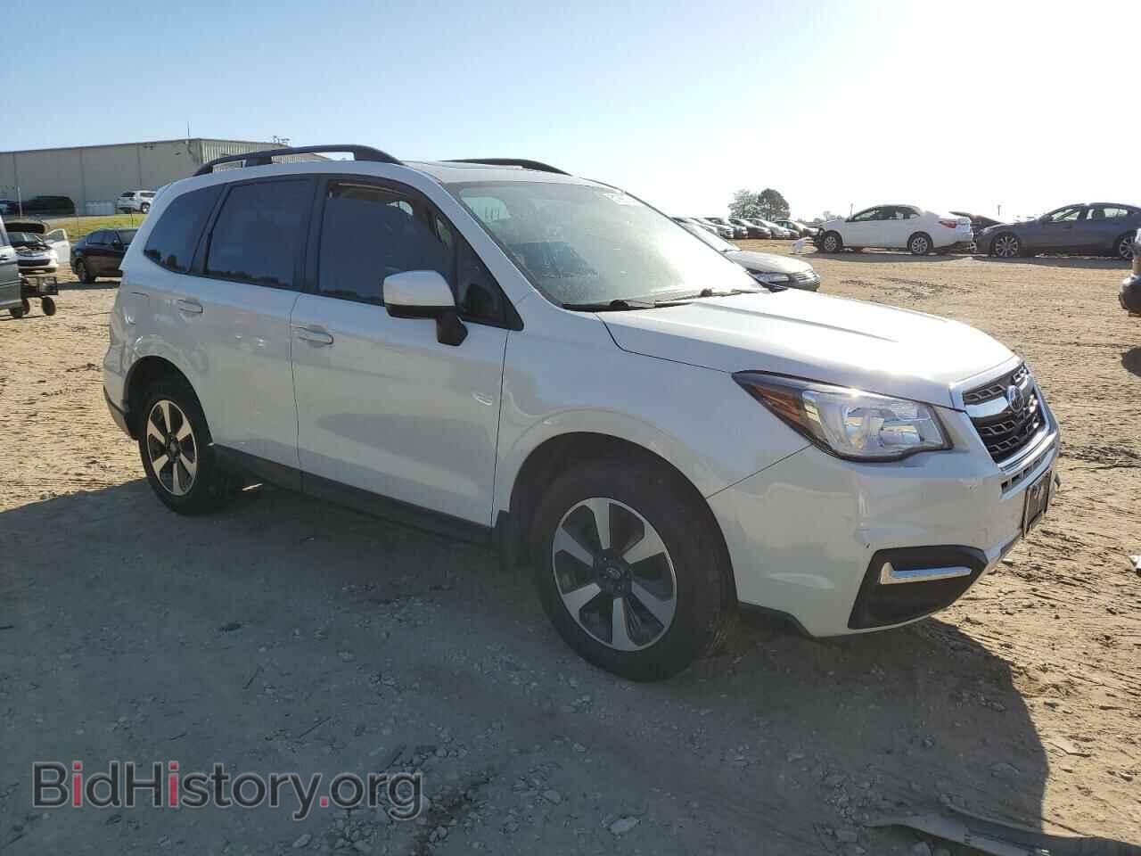 2017 SUBARU FORESTER - VIN: JF2SJAEC9HH588249 - Фото 4