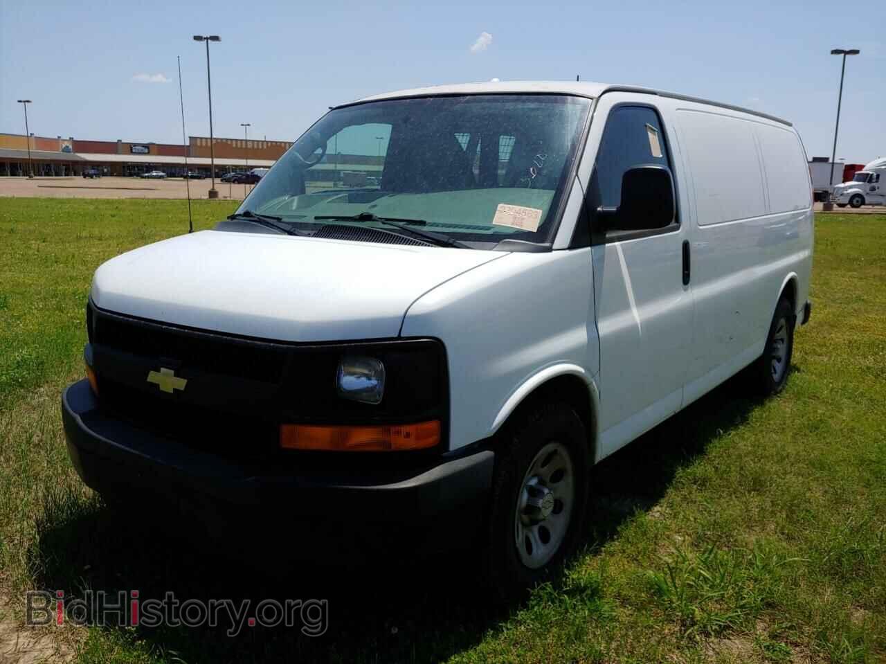 2014 CHEVROLET EXPRESS - VIN: 1GCSGAFX8E1154360 - Фото 2