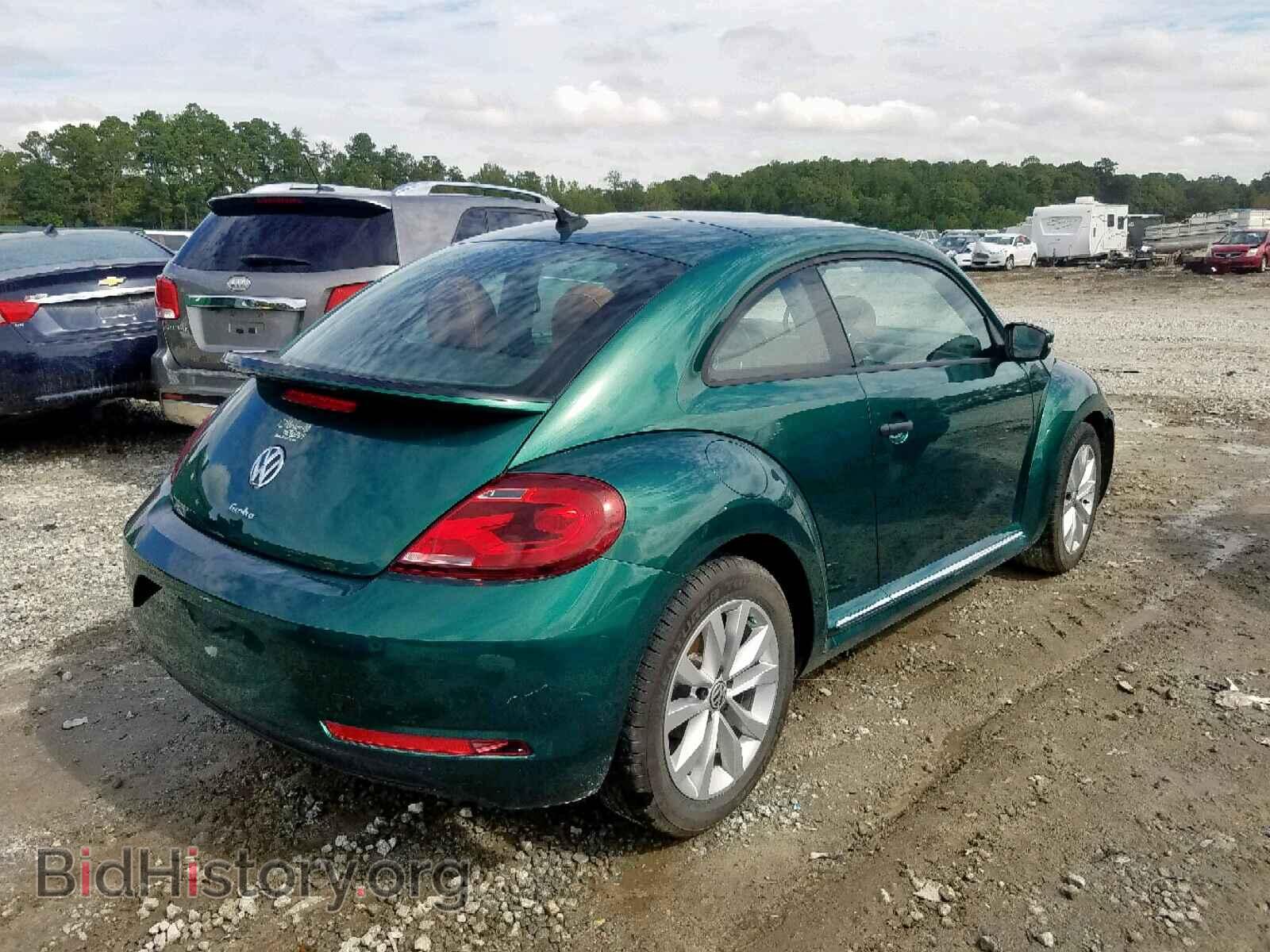 2017 VOLKSWAGEN BEETLE - VIN: 3VWF17AT8HM624031 - Фото 4