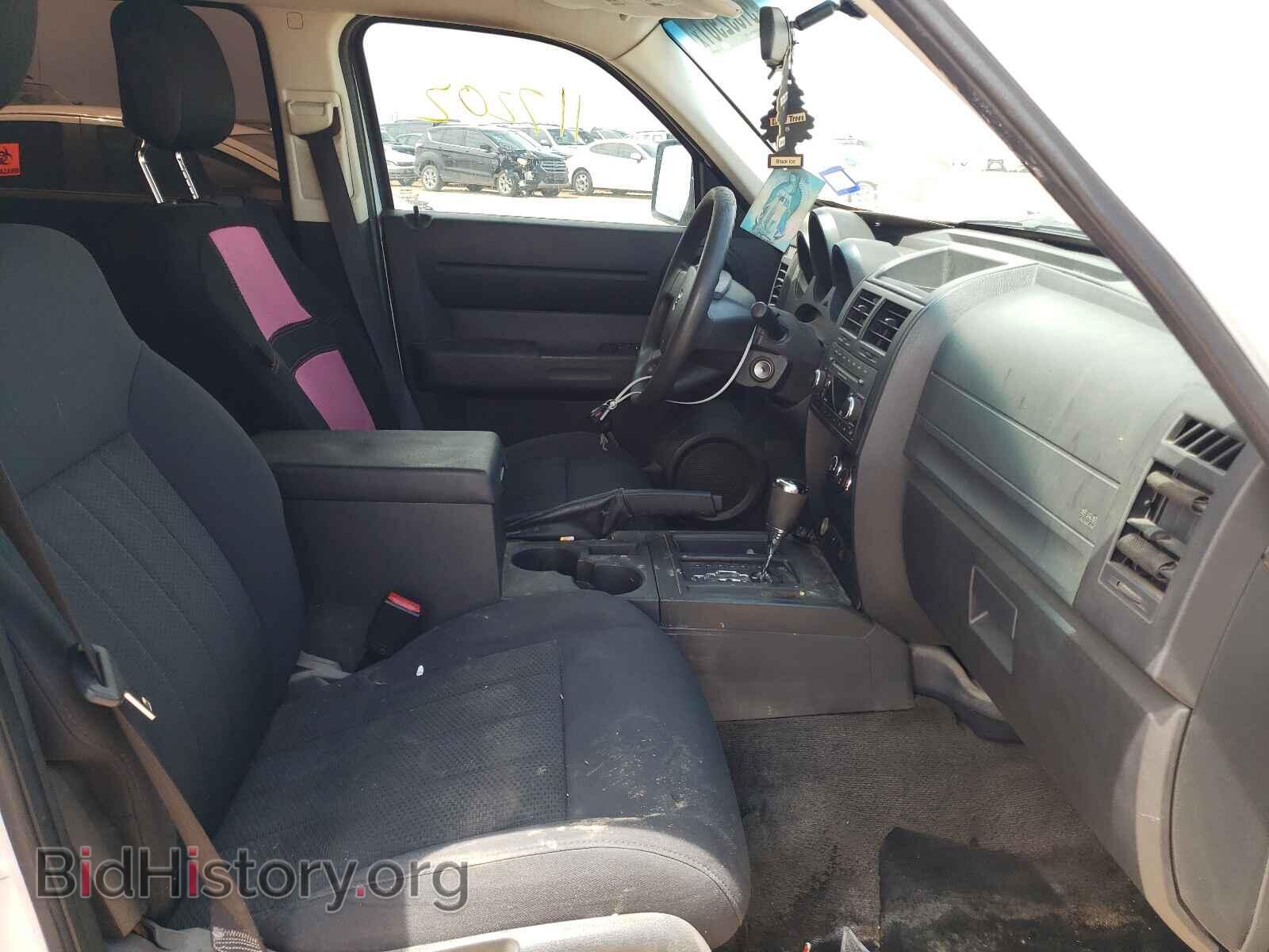 2011 DODGE NITRO - VIN: 1D4PT4GK8BW587216 - Photo 5