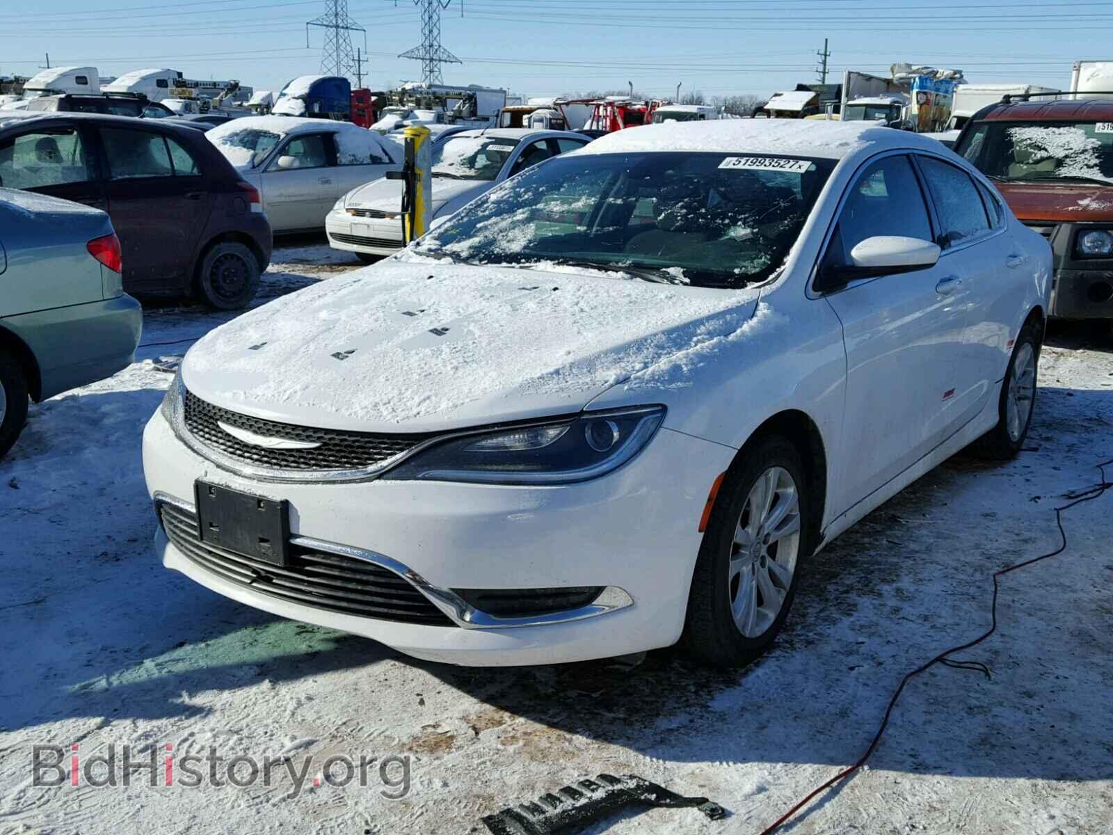 2015 CHRYSLER 200 - VIN: 1C3CCCABXFN719939 - Photo 2