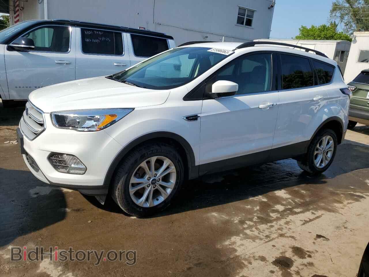 Фотография 1FMCU0GD2JUD56160 - FORD ESCAPE 2018