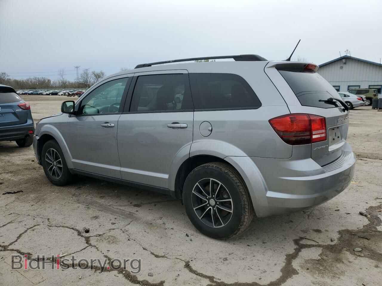 2017 DODGE JOURNEY - VIN: 3C4PDCAB9HT573188 - Фото 2