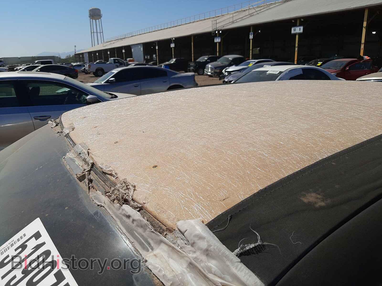 2005 CADILLAC DEVILLE - VIN: 1G6KD54Y05U264414 - Photo 9