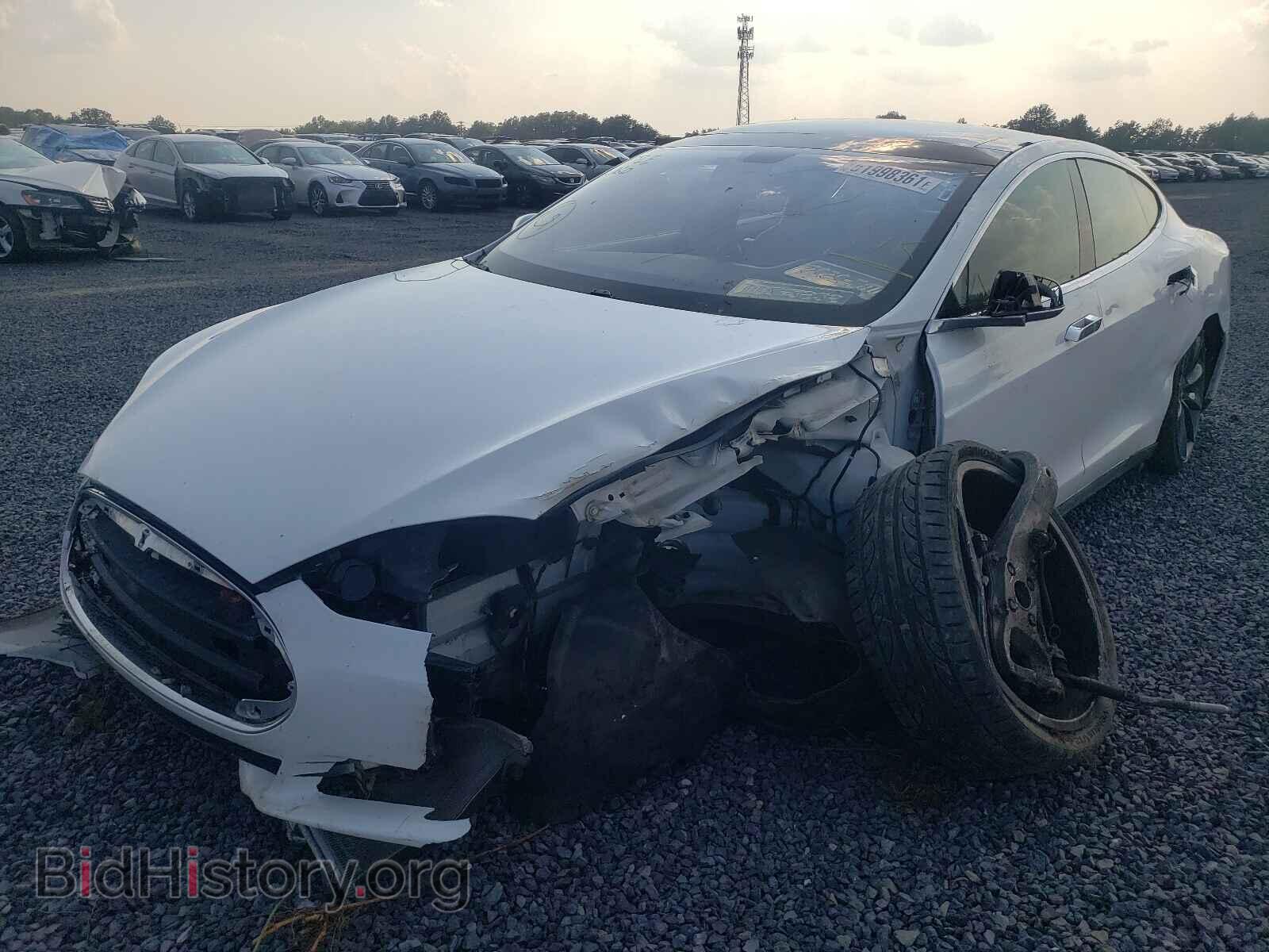 2013 TESLA MODEL S - VIN: 5YJSA1DP3DFP04638 - Photo 2
