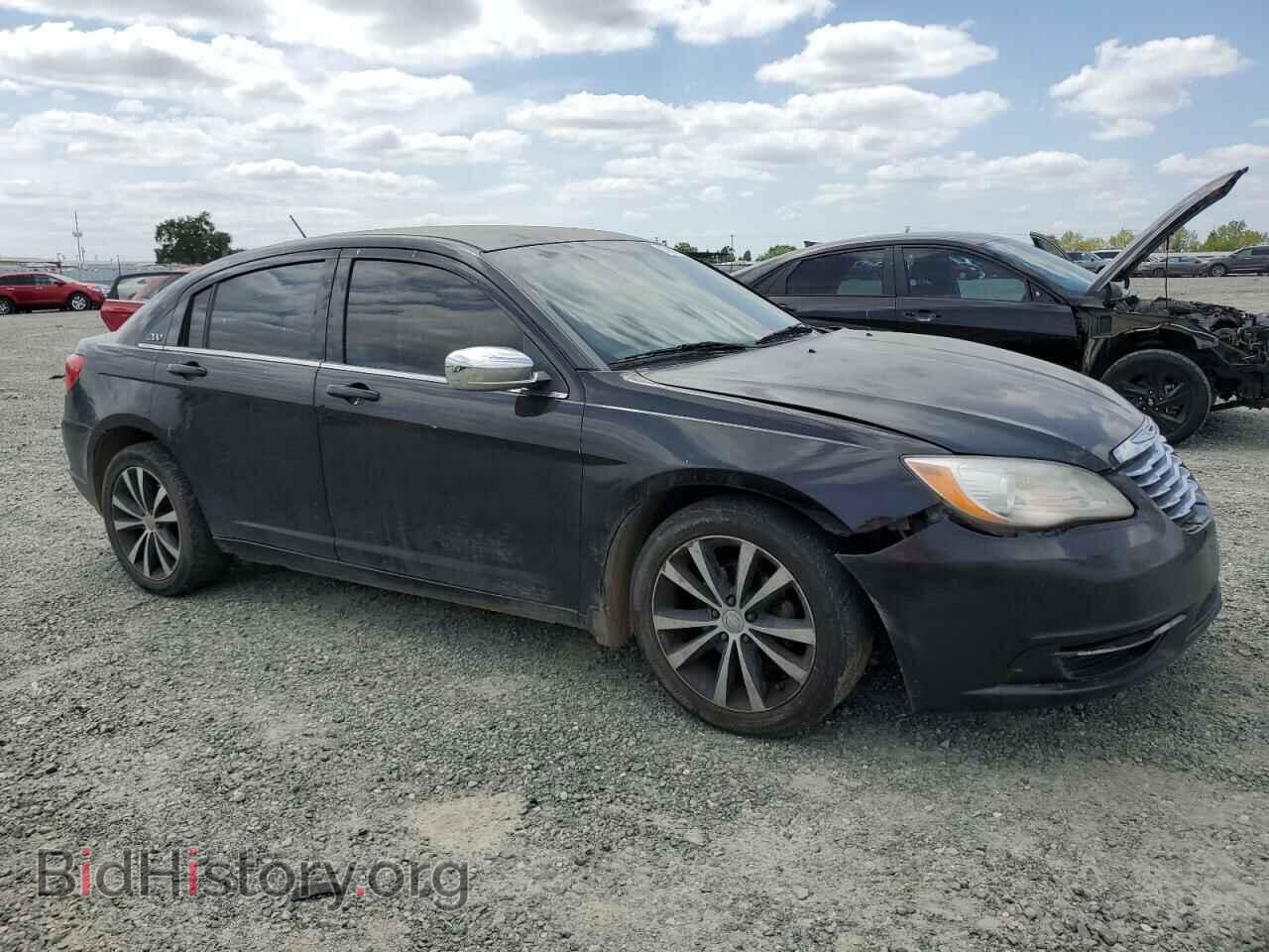 2013 CHRYSLER 200 - VIN: 1C3CCBAB2DN764283 - Фото 4