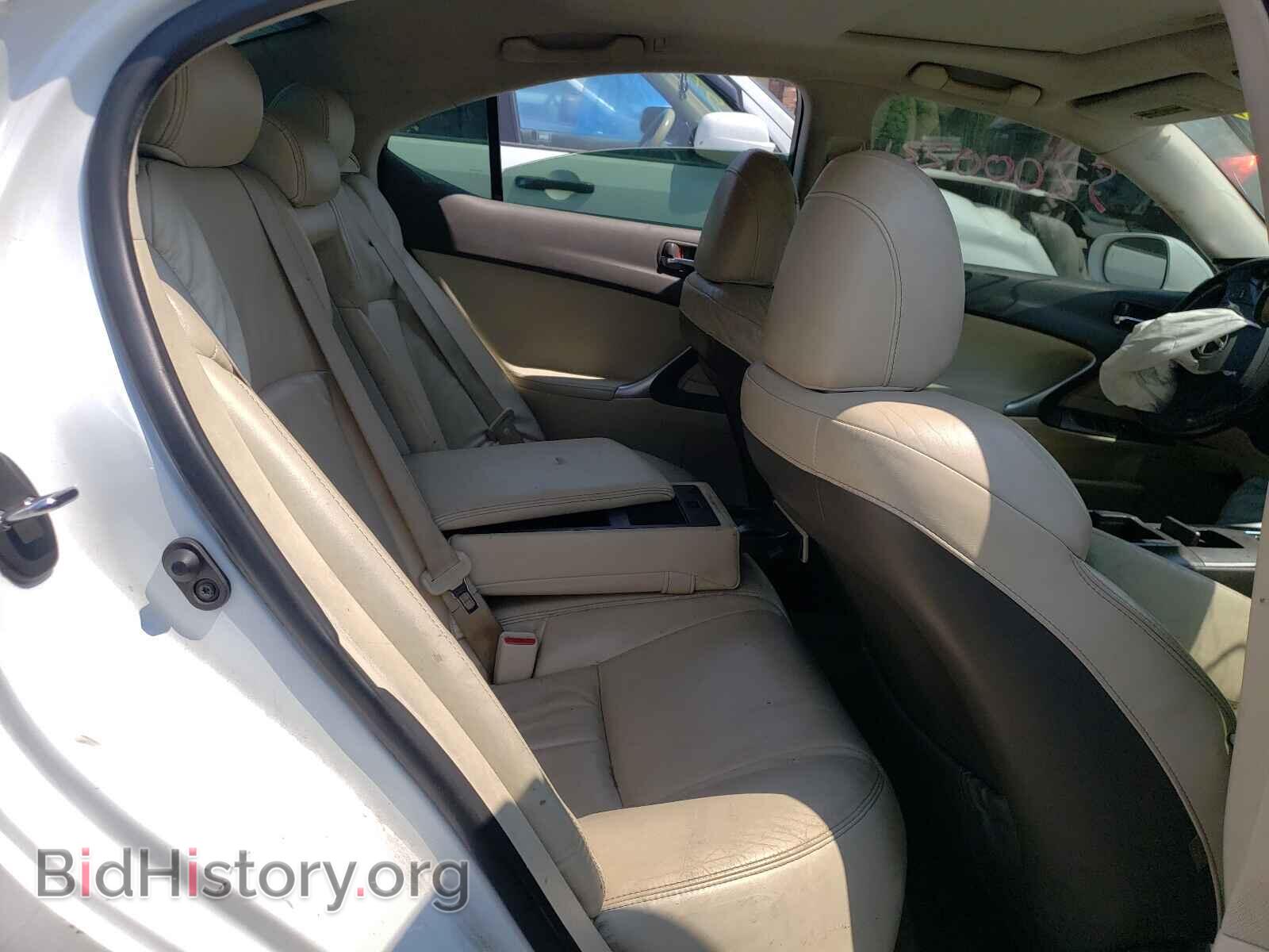 2009 LEXUS IS - VIN: JTHCK262295035682 - Фото 6