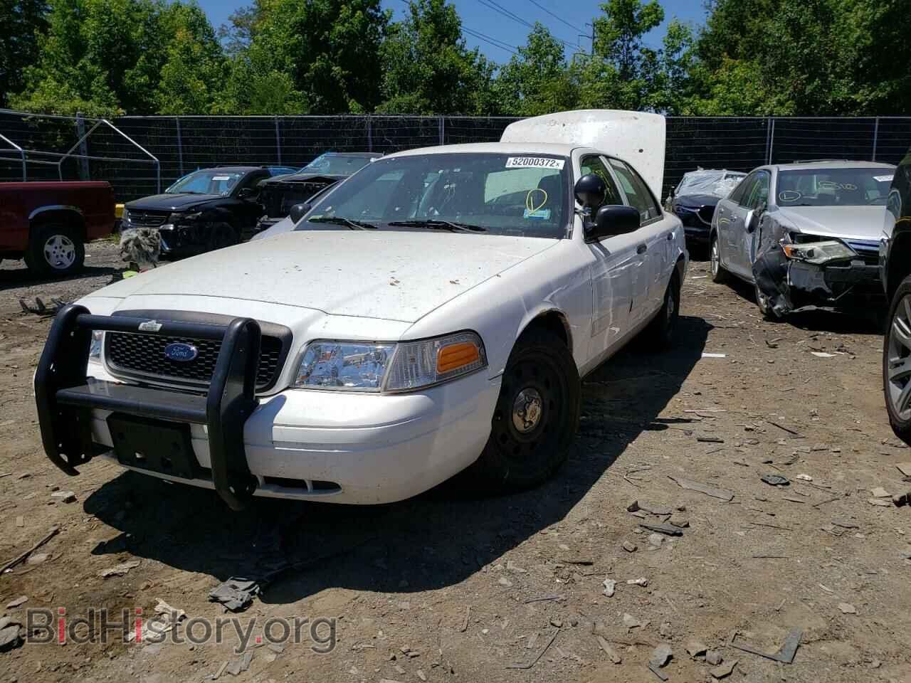 2011 FORD CROWN VIC - VIN: 2FABP7BV5BX162996 - Фото 2