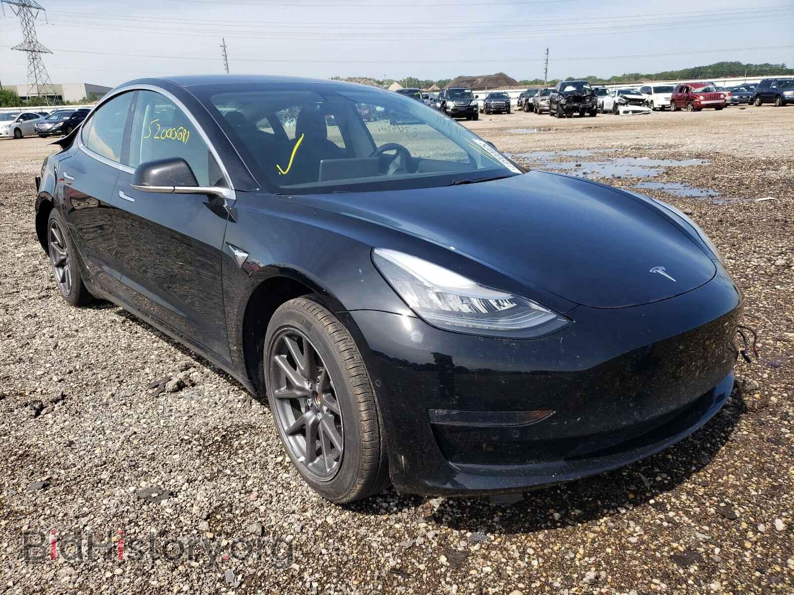 Фотография 5YJ3E1EB2KF197028 - TESLA MODEL 3 2019