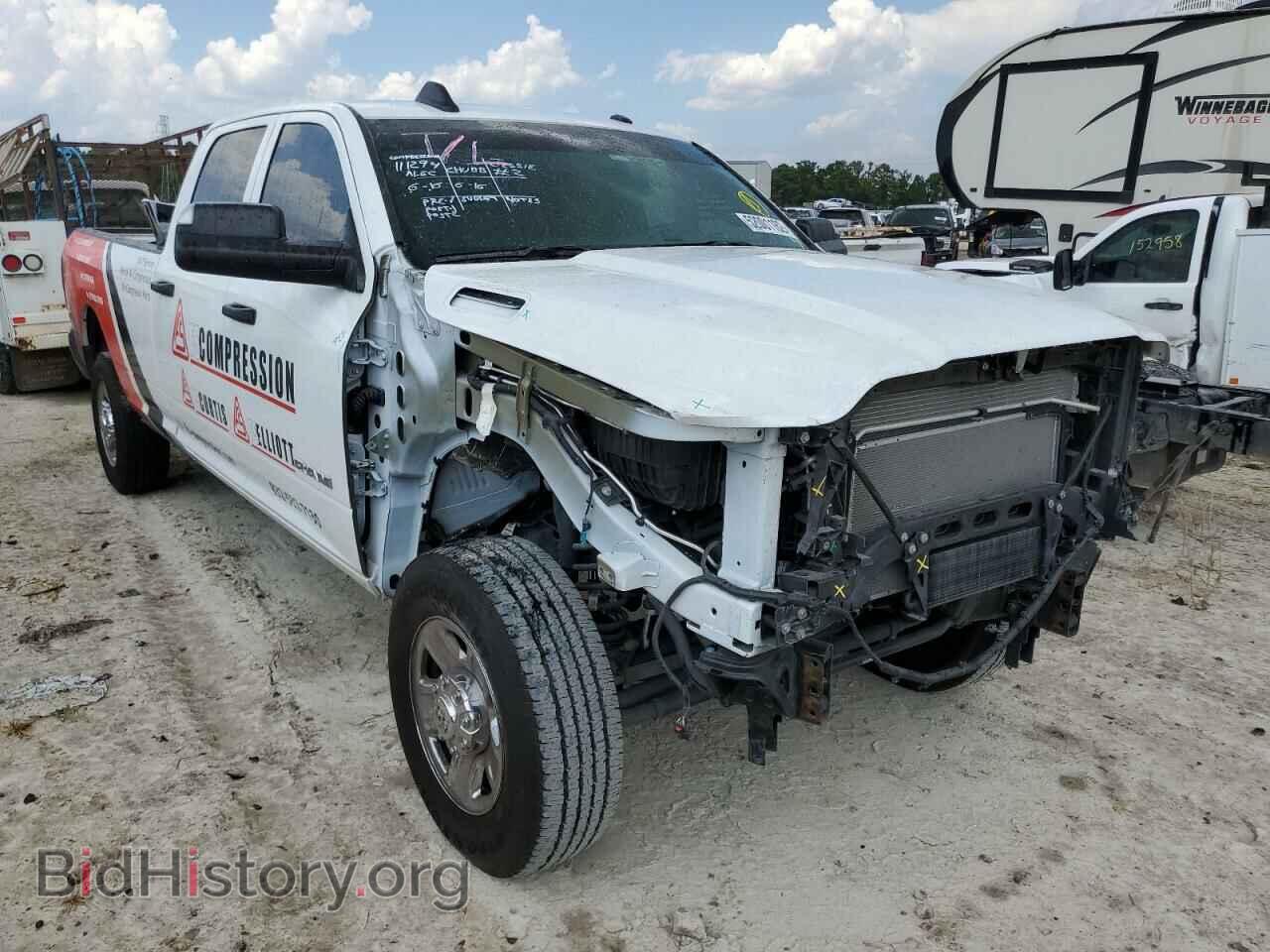 Фотография 3C6UR5HJ6NG155504 - RAM 2500 2022
