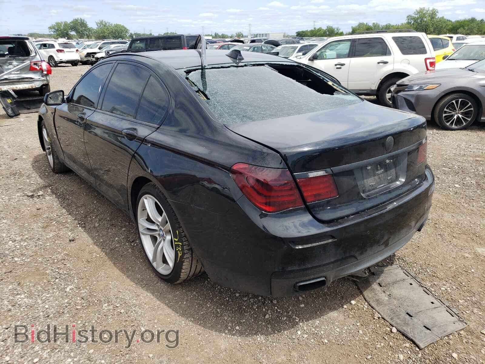 2012 BMW 7 SERIES - VIN: WBAKA8C55CDX01123 - Фото 3