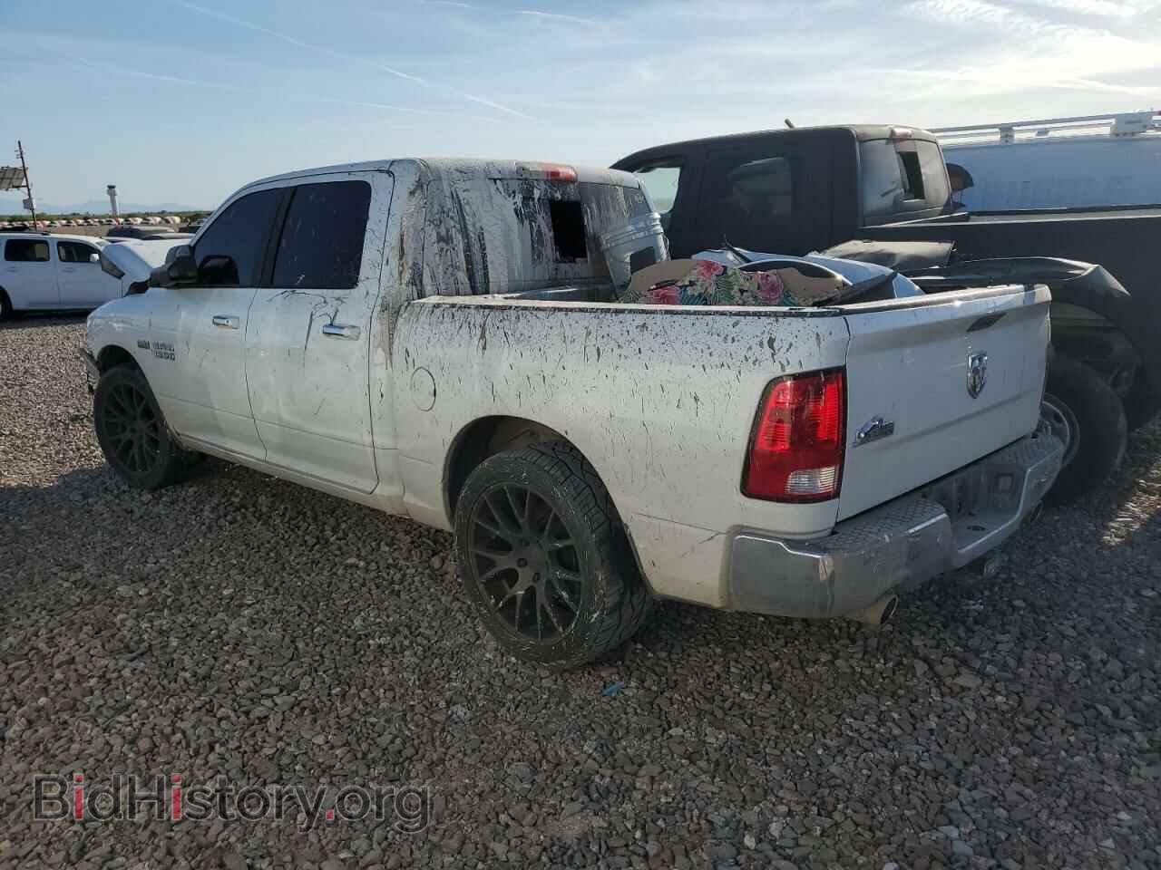 2016 RAM 1500 - VIN: 3C6RR6LT5GG376163 - Фото 2