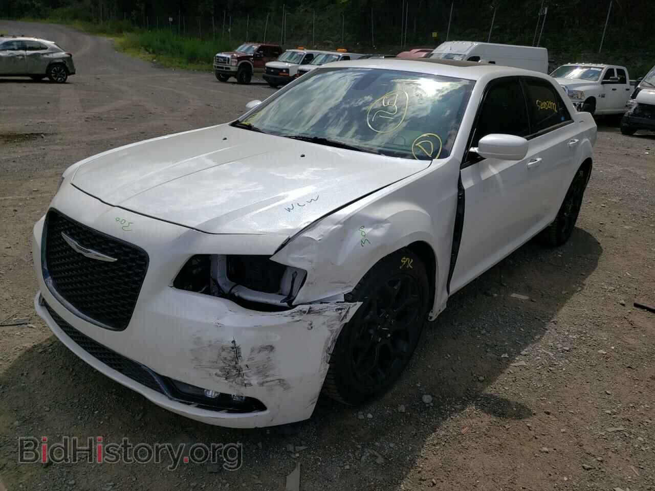 2016 CHRYSLER 300 - VIN: 2C3CCAGG2GH157293 - Фото 2