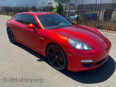 2011 Porsche PANAMERA Panamera 2, красный — VIN WP0AA2A78BL010088, Copart
