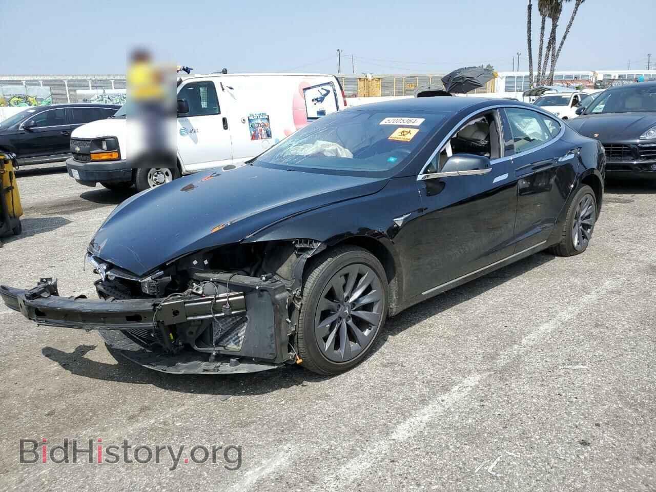 Photo 5YJSA1E24LF359377 - TESLA MODEL S 2020