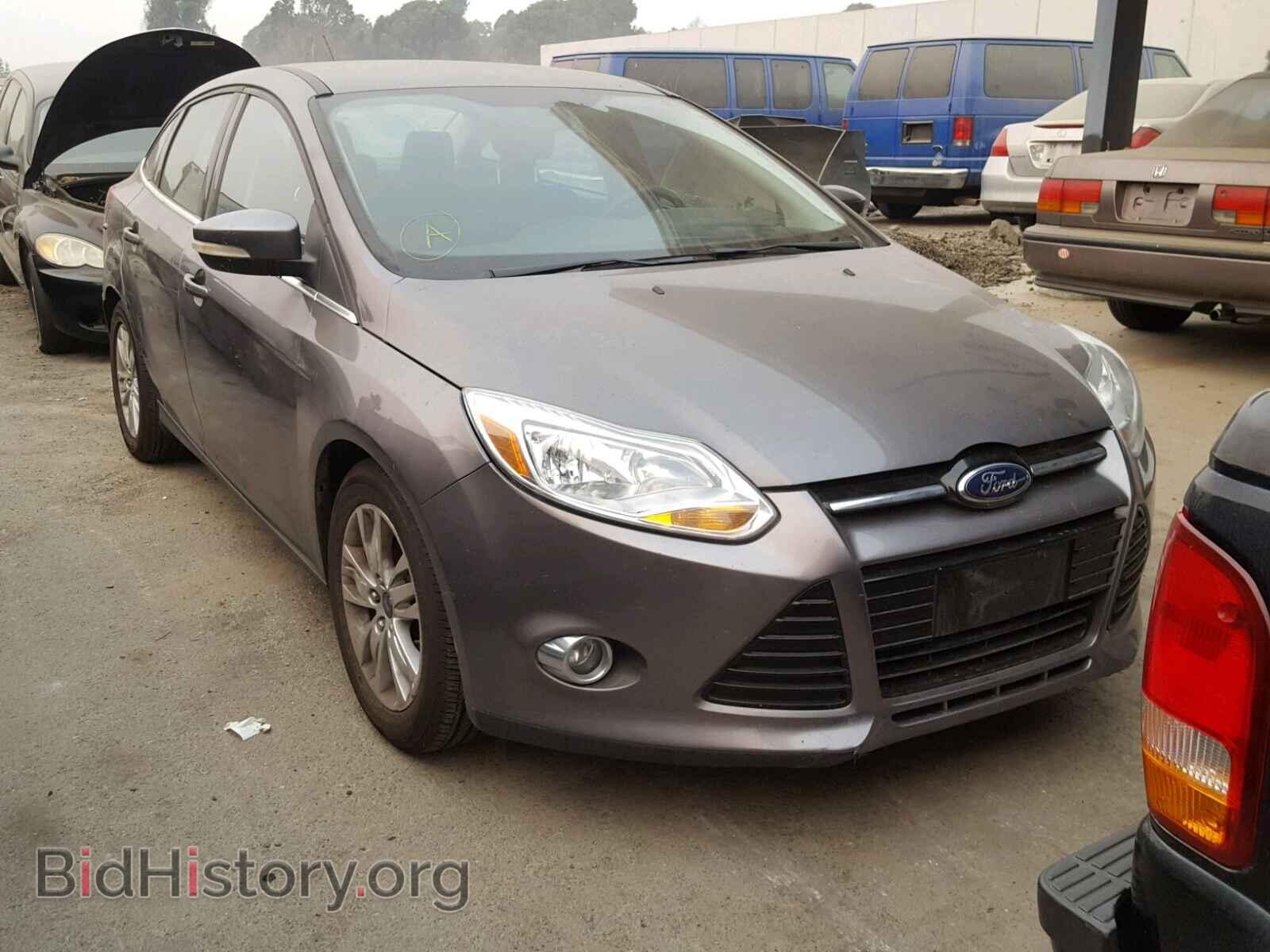 Photo 1FAHP3H29CL374900 - FORD FOCUS 2012