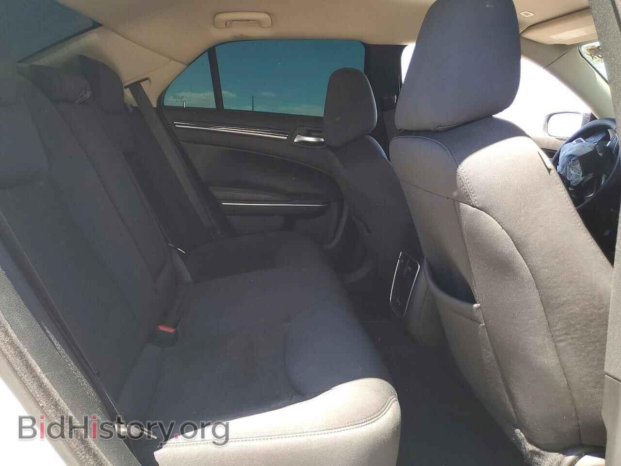 2023 CHRYSLER 300 - VIN: 2C3CCAAG6PH666859 - Фото 10