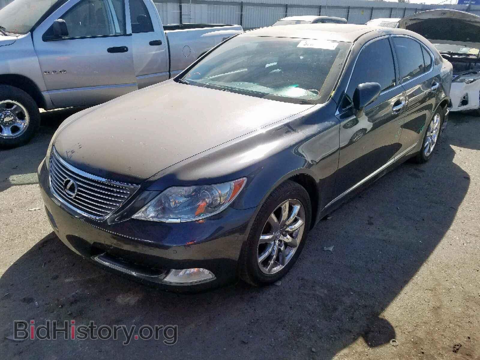 2007 LEXUS LS460 - VIN: JTHBL46F775020809 - Photo 2
