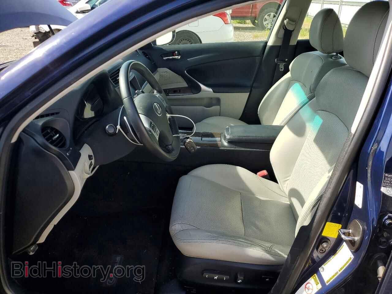 2011 LEXUS IS - VIN: JTHBF5C2XB5145813 - Photo 7