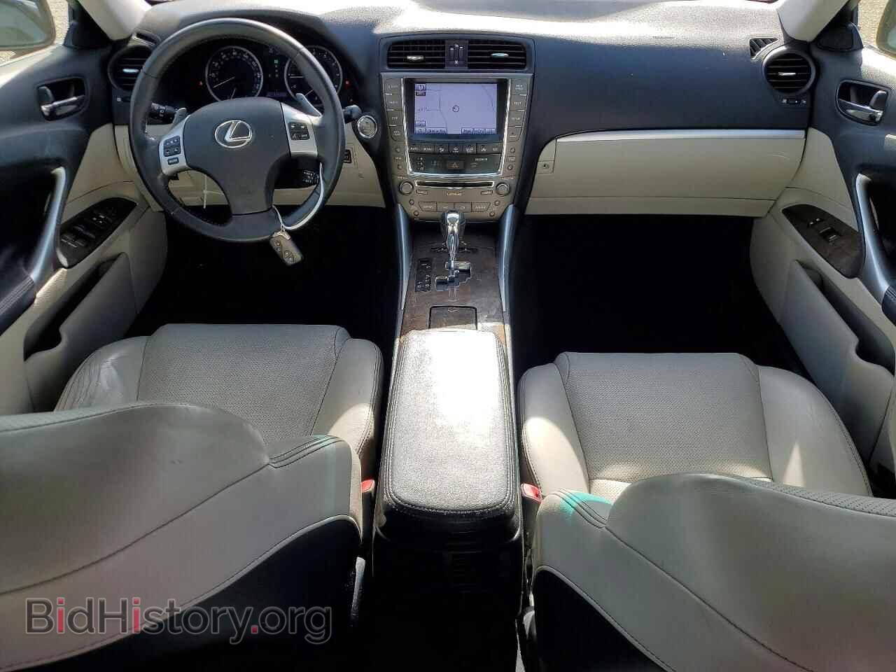 2011 LEXUS IS - VIN: JTHBF5C2XB5145813 - Photo 8