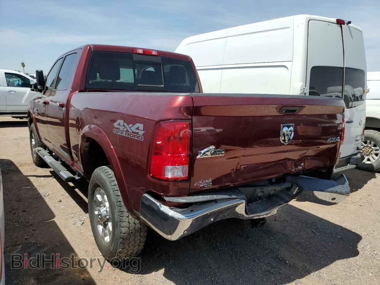 2018 RAM All Models - VIN: 3C6UR5DL5JG217475 - Photo 2