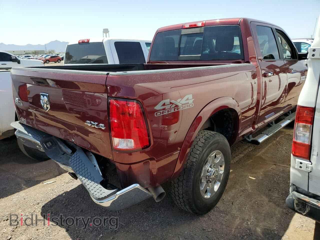 2018 RAM All Models - VIN: 3C6UR5DL5JG217475 - Photo 3
