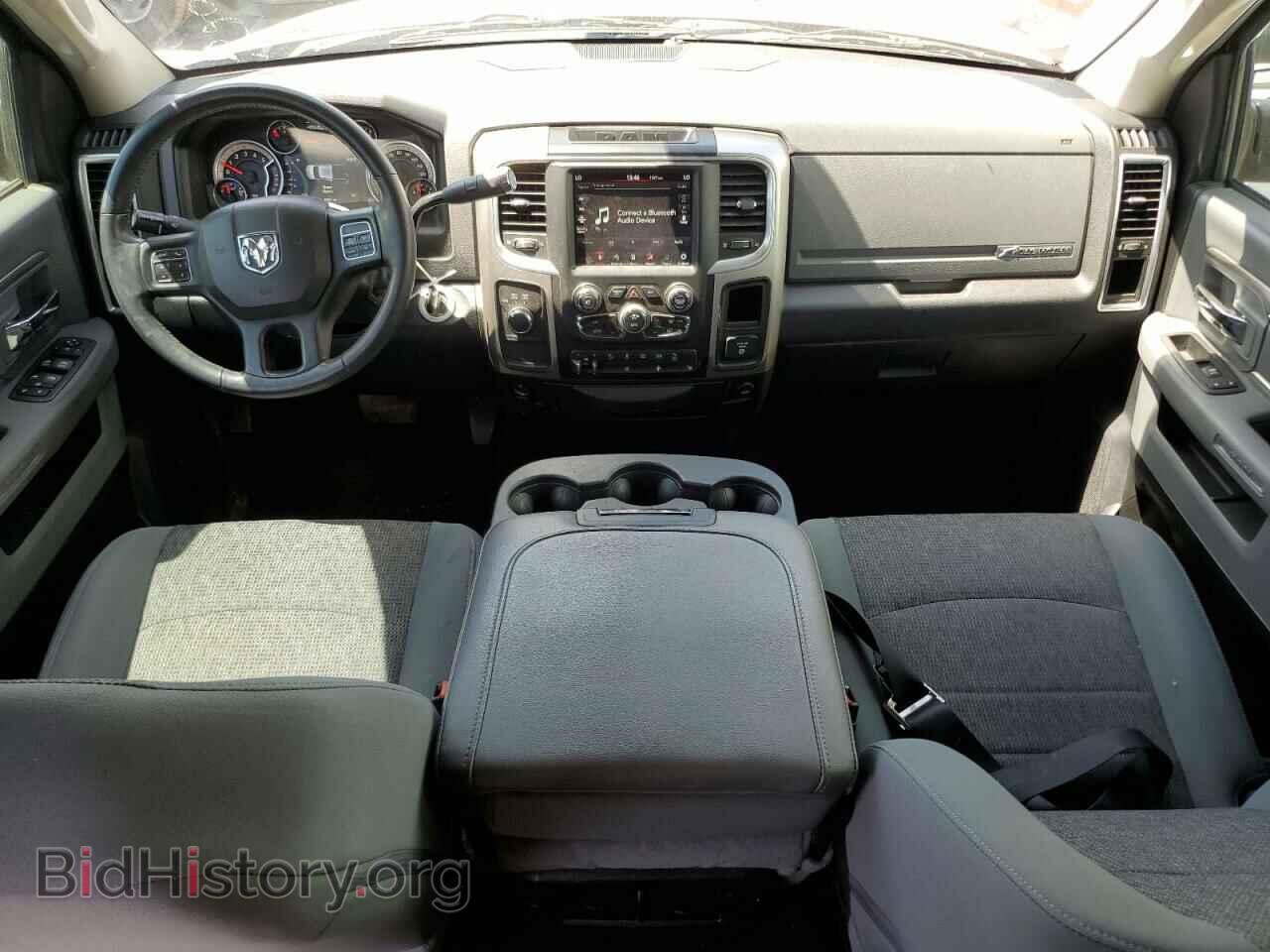 2018 RAM All Models - VIN: 3C6UR5DL5JG217475 - Photo 8