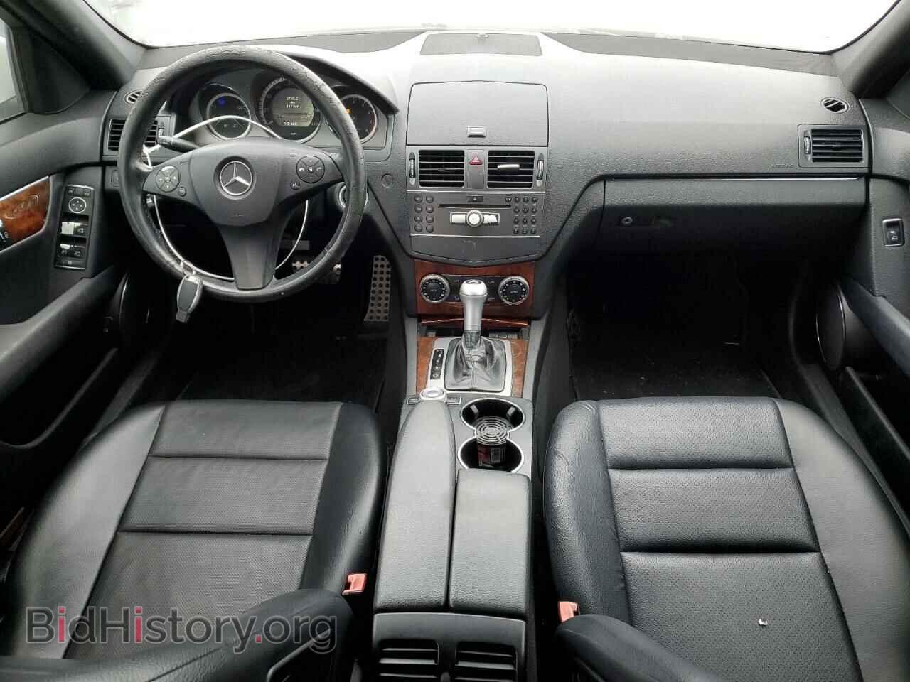 2011 MERCEDES-BENZ C-CLASS - VIN: WDDGF5EB2BR184561 - Фото 8
