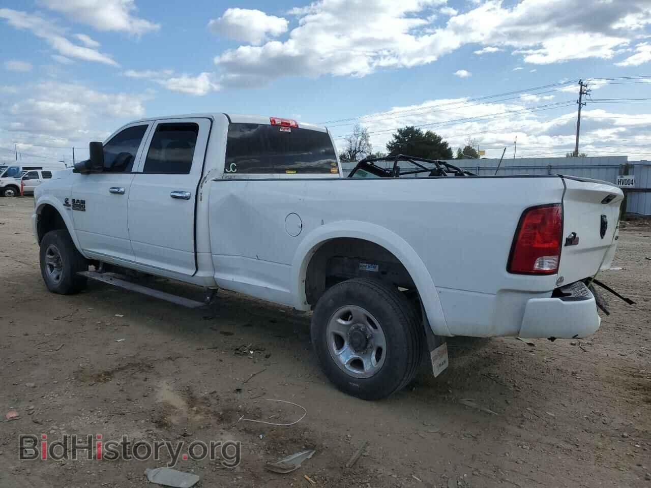 2018 RAM All Models - VIN: 3C6UR5HLXJG114840 - Фото 2