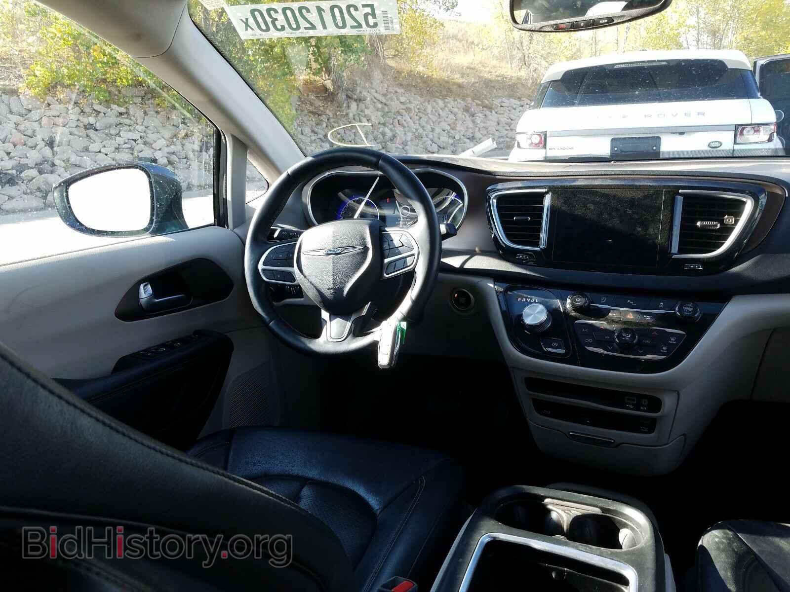 2018 CHRYSLER PACIFICA - VIN: 2C4RC1EG6JR144153 - Photo 9