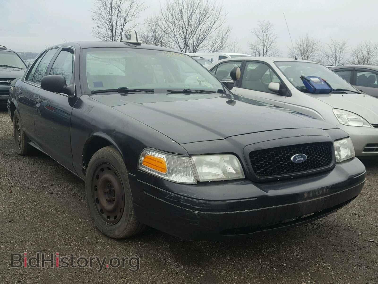 Photo 2FAHP71W74X186482 - FORD CROWN VIC 2004