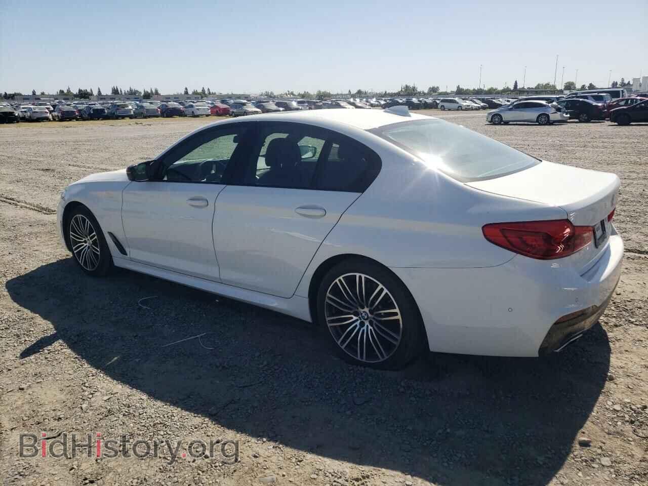2019 BMW 5 SERIES - VIN: WBAJE5C59KWW10096 - Фото 2
