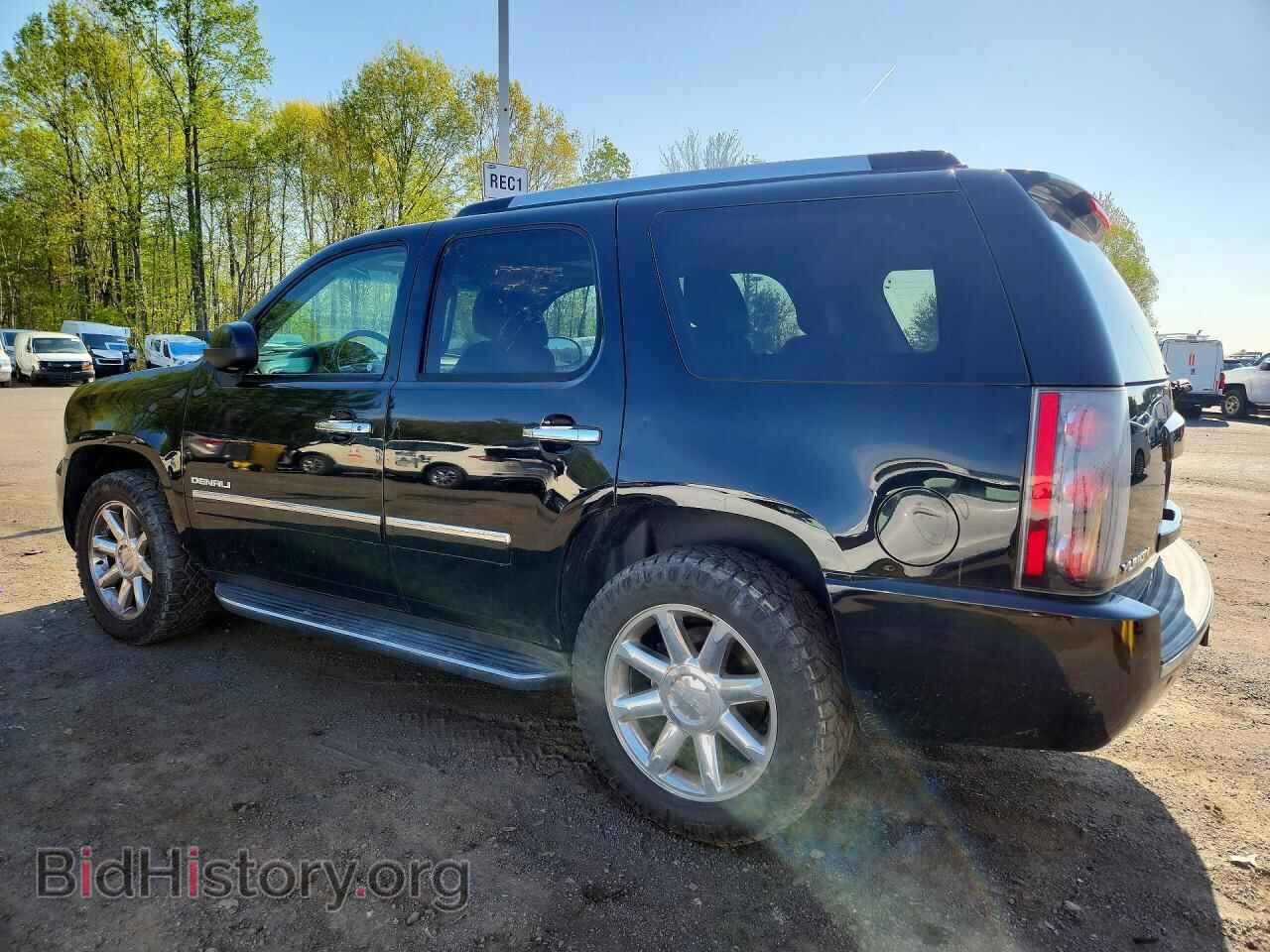 2013 GMC YUKON - VIN: 1GKS2EEF0DR278321 - Photo 2
