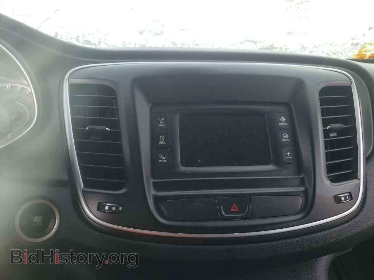2016 CHRYSLER 200 - VIN: 1C3CCCAB5GN133537 - Фото 9