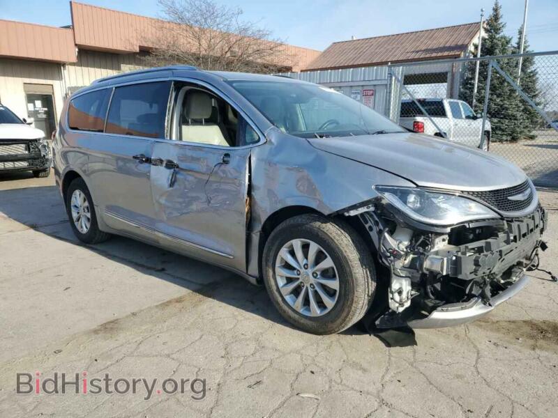 2018 Chrysler PACIFICA (VIN 2C4RC1BG3JR183237) — фото 4 из 18