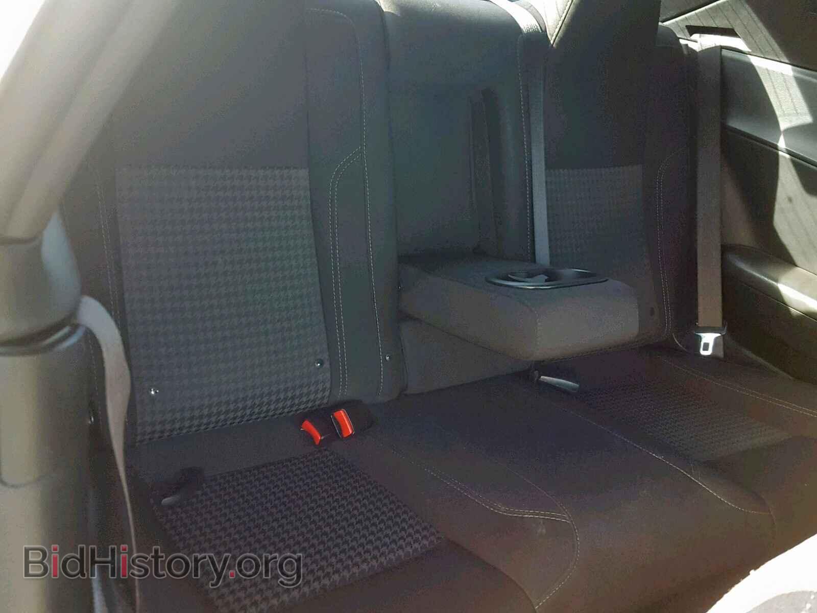 2017 DODGE CHALLENGER - VIN: 2C3CDZAG5HH561162 - Фото 6