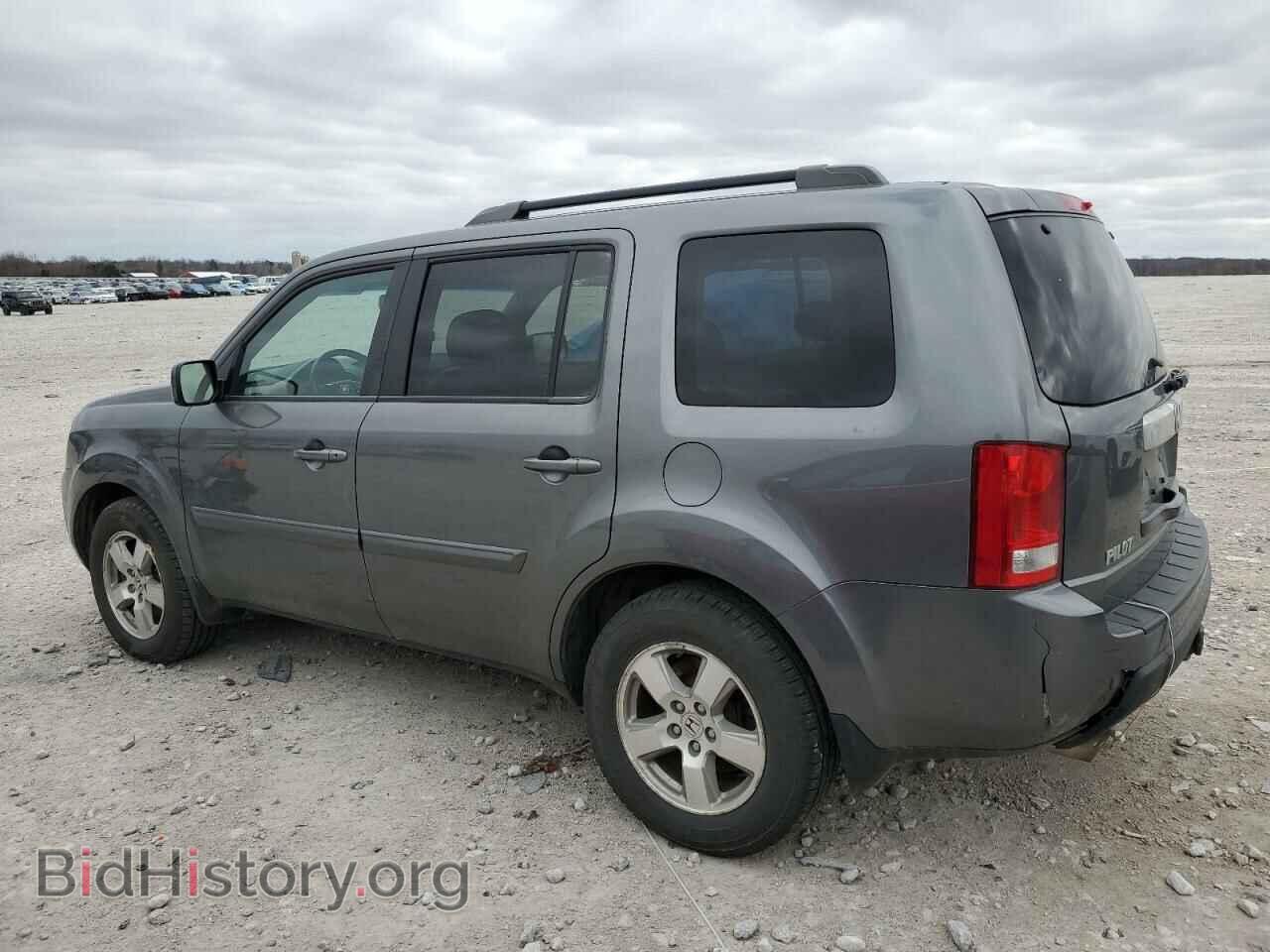 2011 HONDA PILOT - VIN: 5FNYF4H64BB063060 - Фото 2