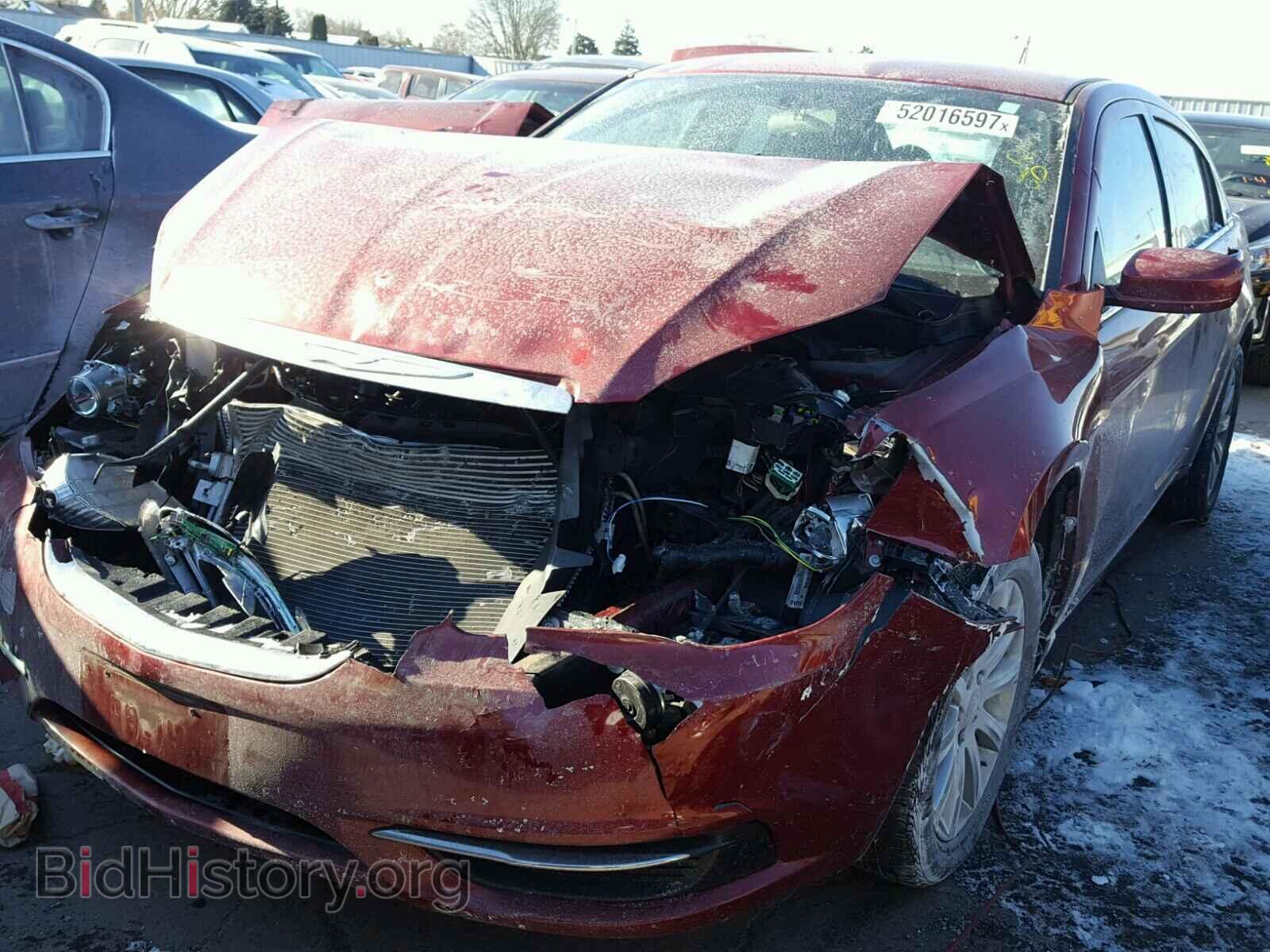 2013 CHRYSLER 200 - VIN: 1C3CCBBB8DN512889 - Фото 2