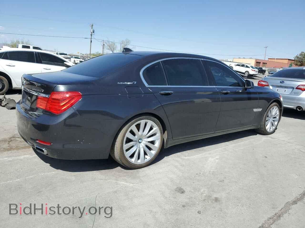 2011 BMW 7 SERIES - VIN: WBAKX8C57BC198410 - Фото 3