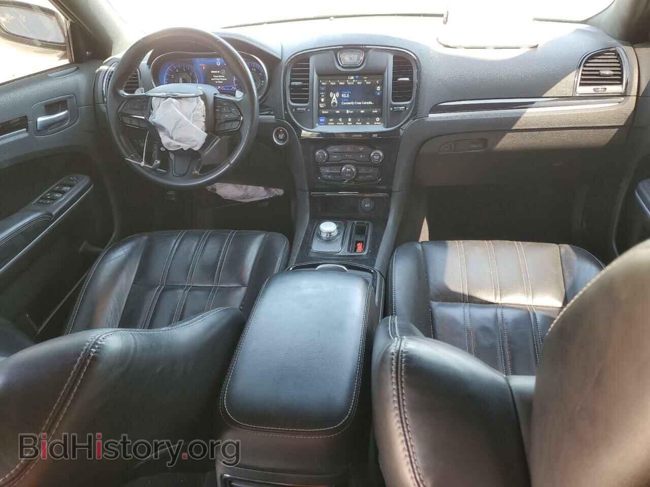 2021 CHRYSLER 300 - VIN: 2C3CCABG0MH554682 - Фото 8