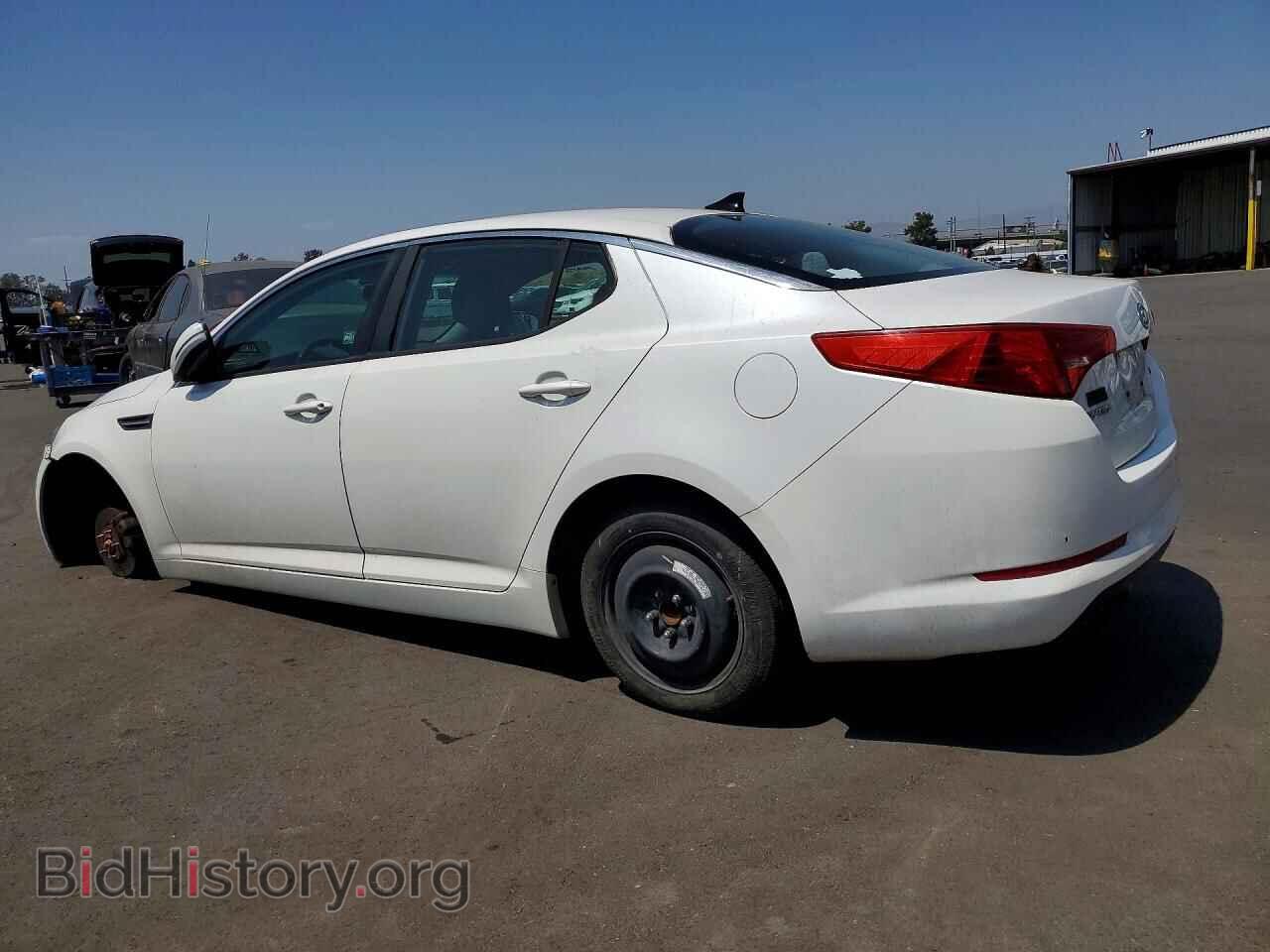 2011 KIA OPTIMA - VIN: KNAGM4A74B5073509 - Фото 2