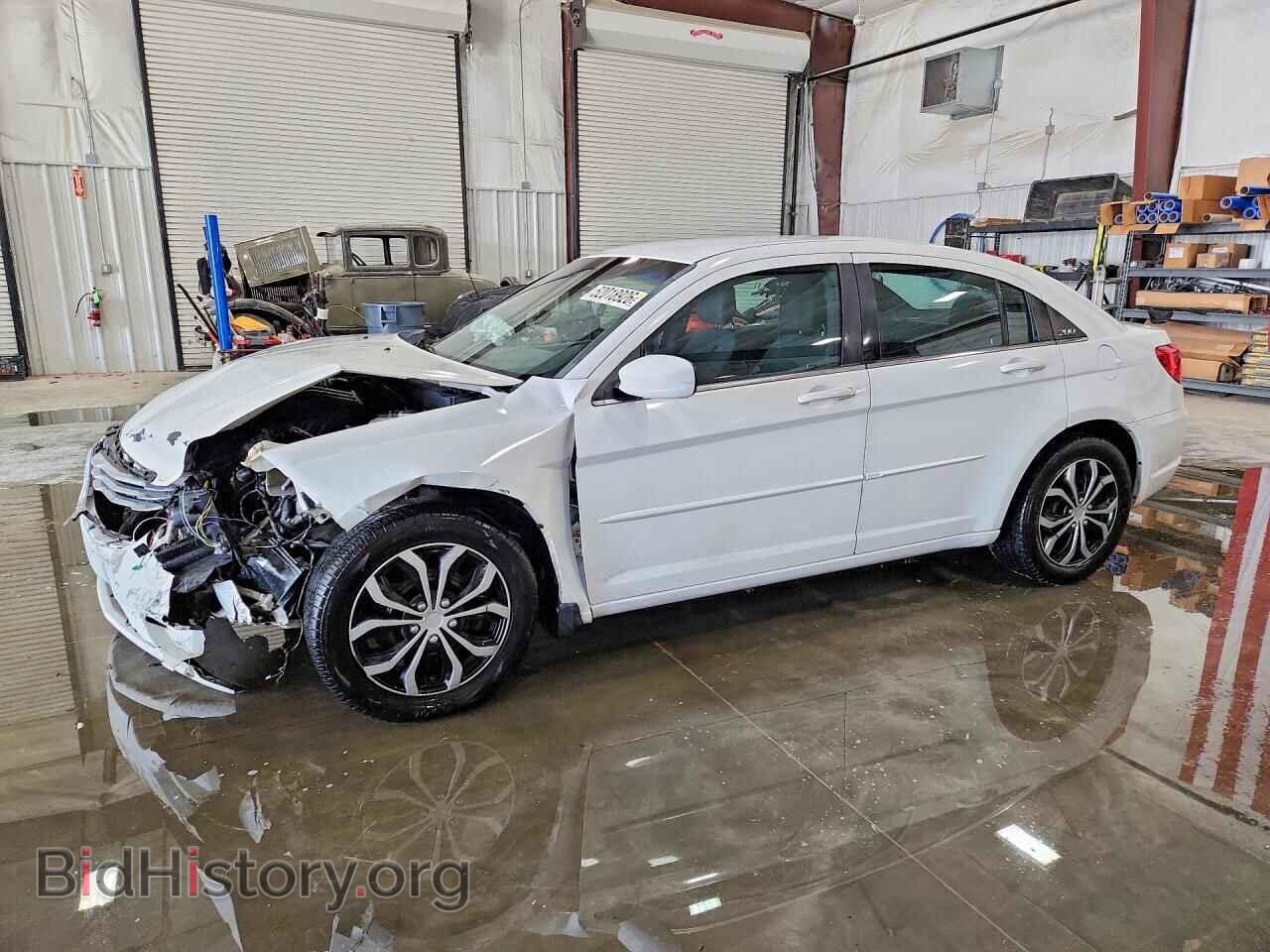 Фотография 1C3CCBABXCN202288 - CHRYSLER 200 2012