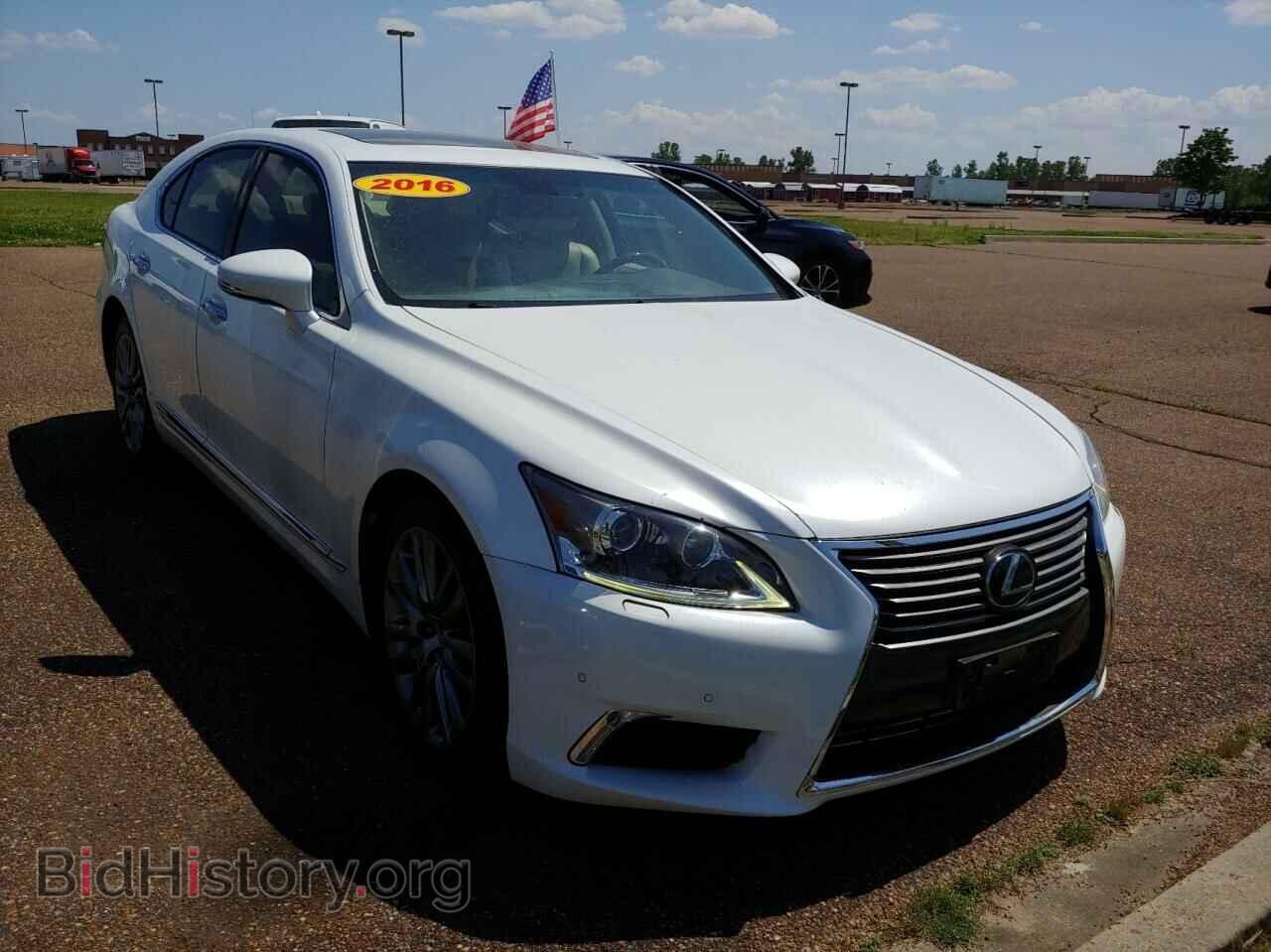 Photo JTHCL5EF7G5026850 - LEXUS LS460 2016