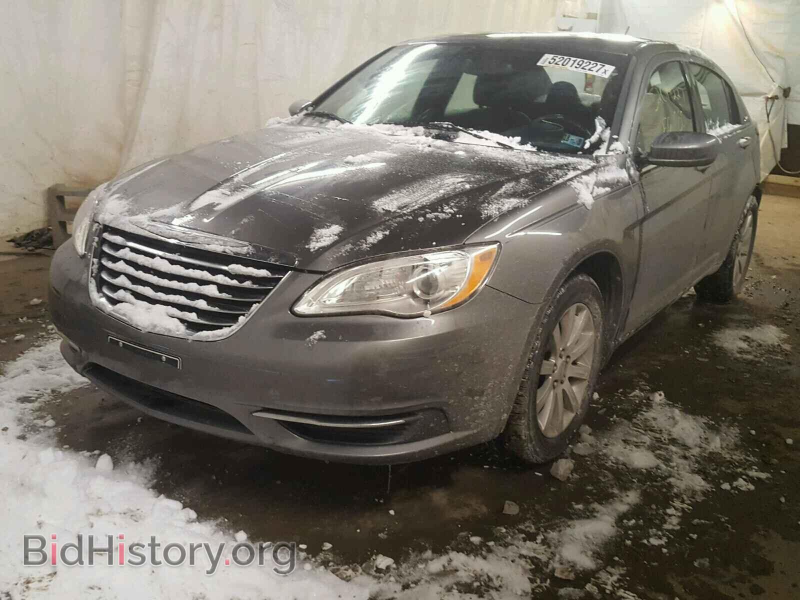 2013 CHRYSLER 200 - VIN: 1C3CCBBB5DN598582 - Фото 2