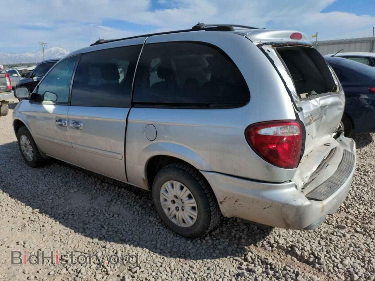 2005 CHRYSLER MINIVAN - VIN: 2C4GP44R25R483773 - Фото 2