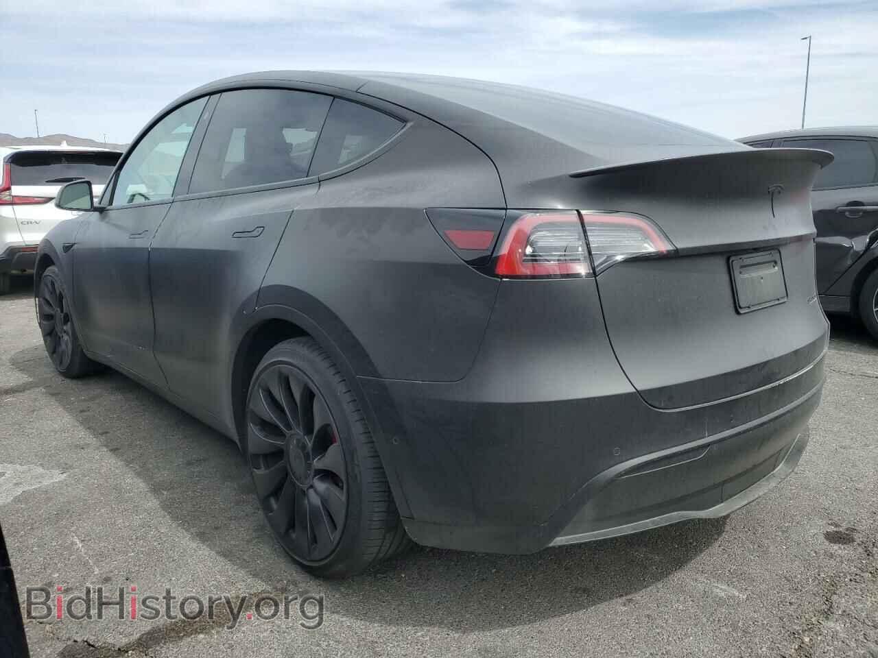 2022 TESLA MODEL Y - VIN: 7SAYGDEF2NF541923 - Фото 2