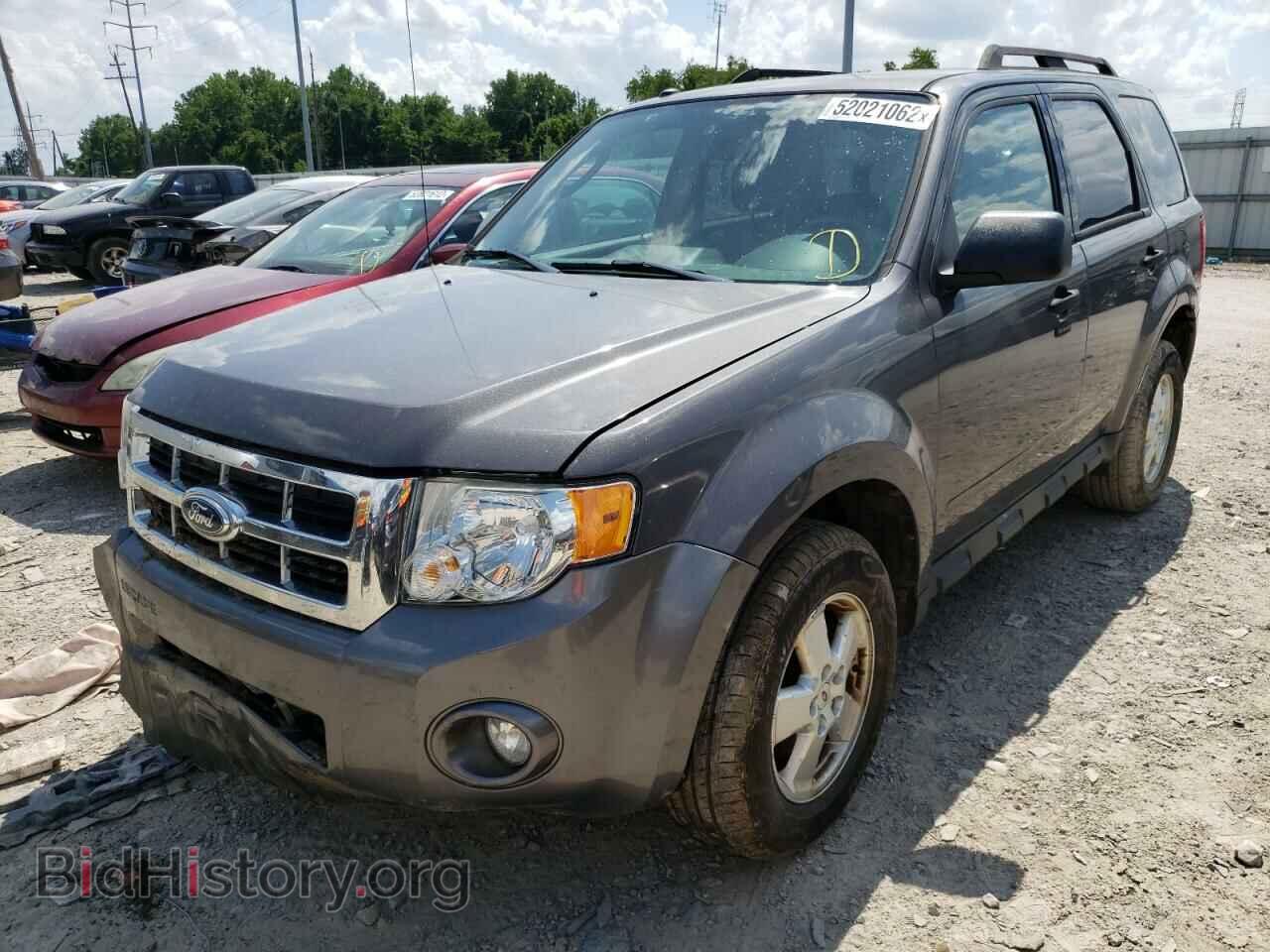 2011 FORD ESCAPE - VIN: 1FMCU0D74BKB89747 - Фото 2