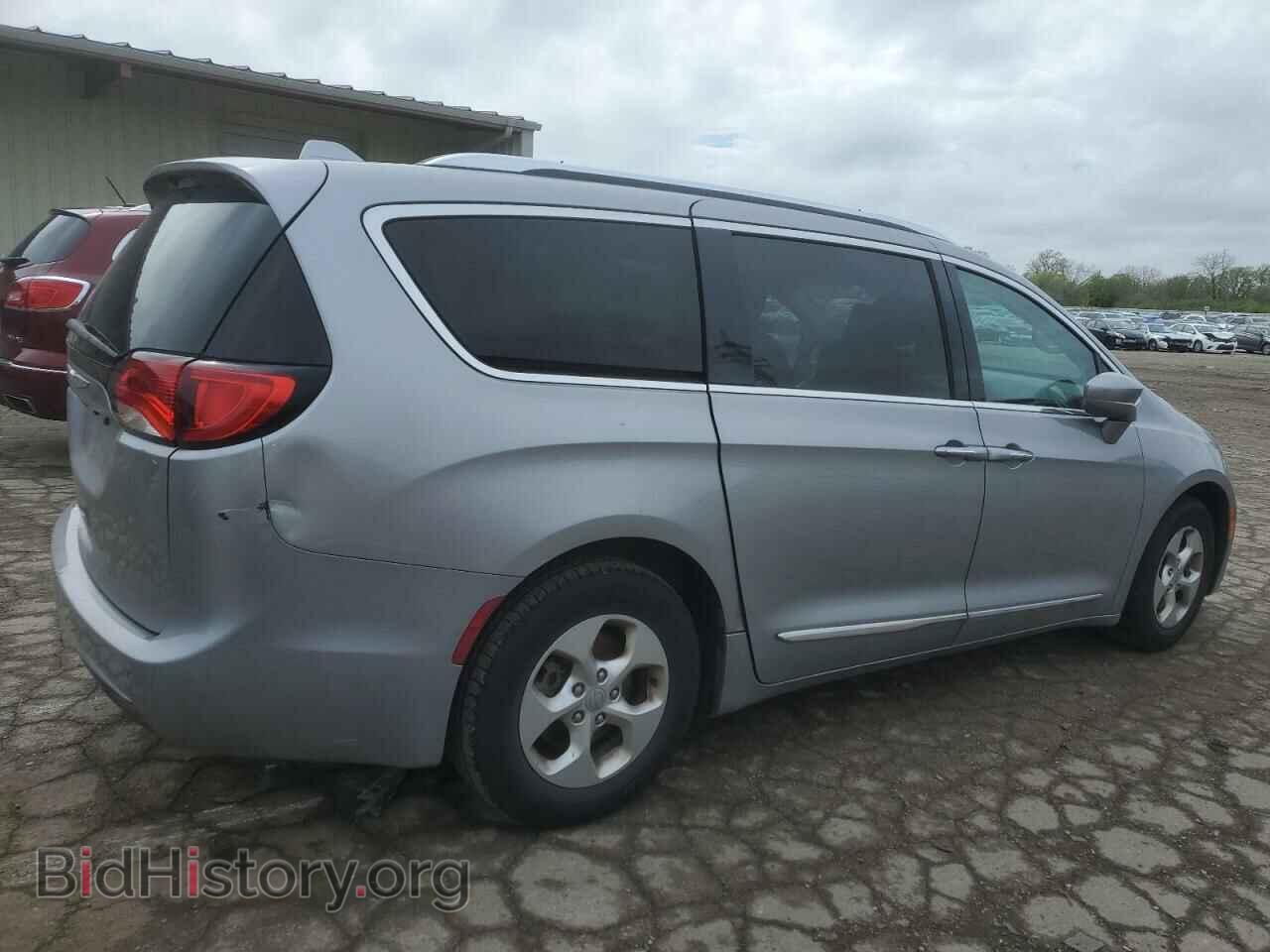 2017 CHRYSLER PACIFICA - VIN: 2C4RC1EG1HR584789 - Photo 3