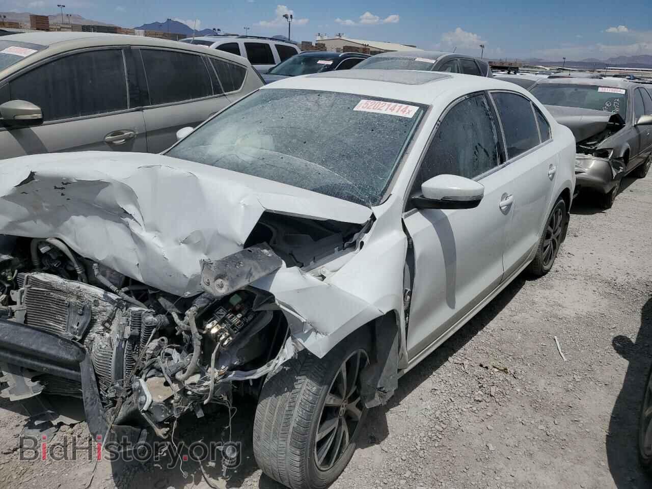 Фотография 3VWDB7AJ9HM364256 - VOLKSWAGEN JETTA 2017