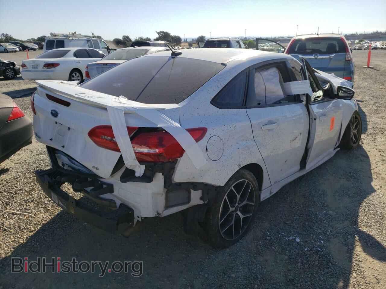 2016 FORD FOCUS - VIN: 1FADP3F27GL363269 - Photo 4